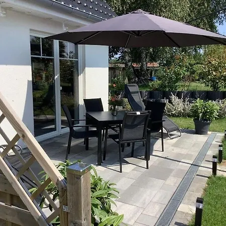 Janeviz - 34-1312 - Bei Kuehlungsborn Dom wakacyjny Kröpelin